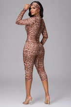 Load image into Gallery viewer, Feline Luxx Capris 3pc Set- Print
