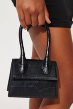 Load image into Gallery viewer, Midi Croc Bag- Black
