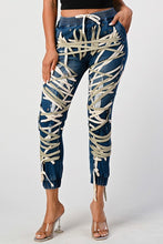 Load image into Gallery viewer, String All Over Jeans
