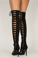 Load image into Gallery viewer, Fall For Me Tie Up Boots- Black

